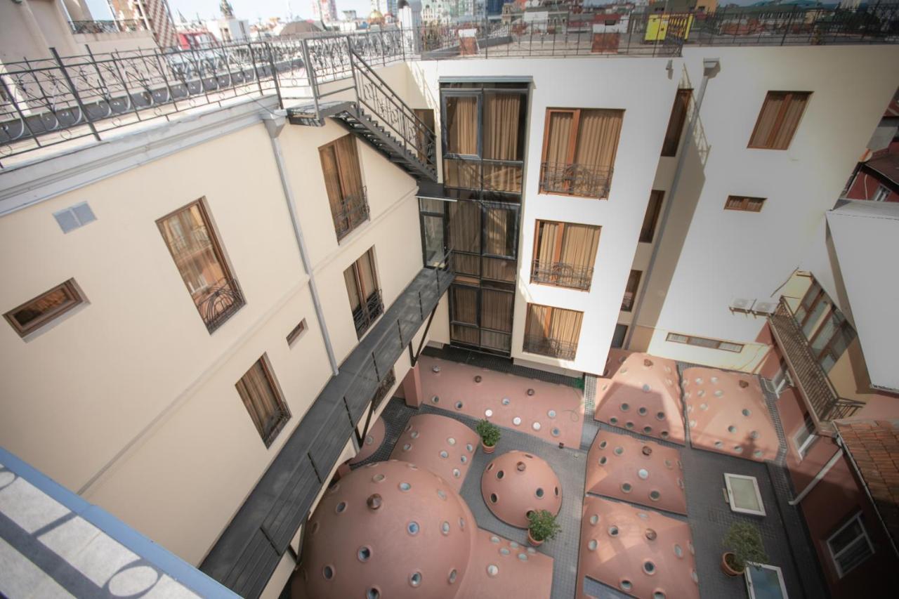Royal Venezia Hotel Batoumi Extérieur photo